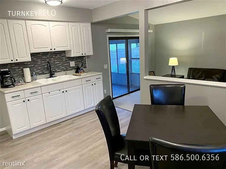 38428 Tottenham Rd — Photo 27