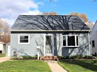 2212 N Superior St, Appleton, WI 54911