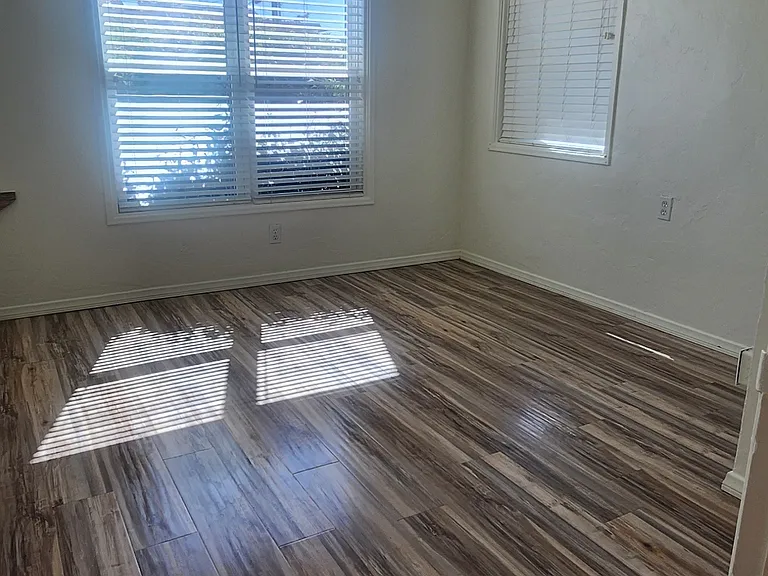 Bed room