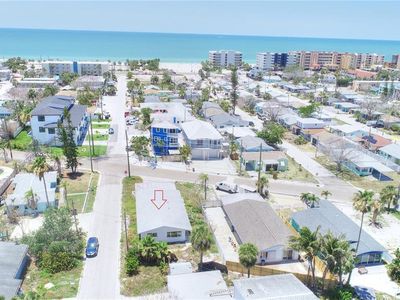 14501 N Bayshore Dr, Madeira Beach, FL, 33708