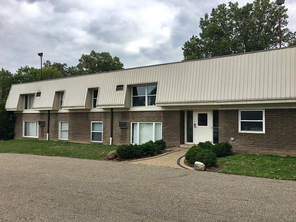 1st image of 1542 Front St APT 5