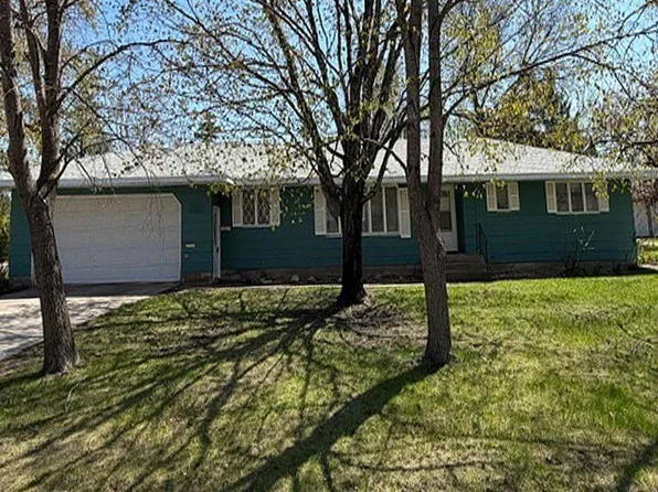 820 Mary Ave N, Fosston, MN 56542