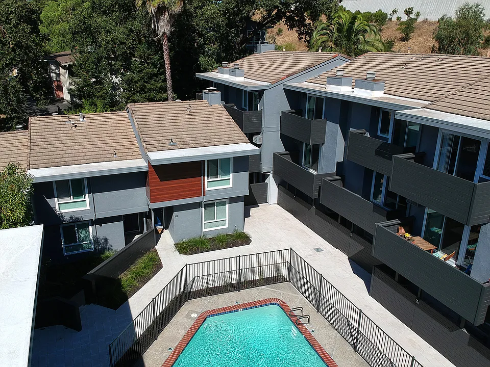 Ladera Apartments