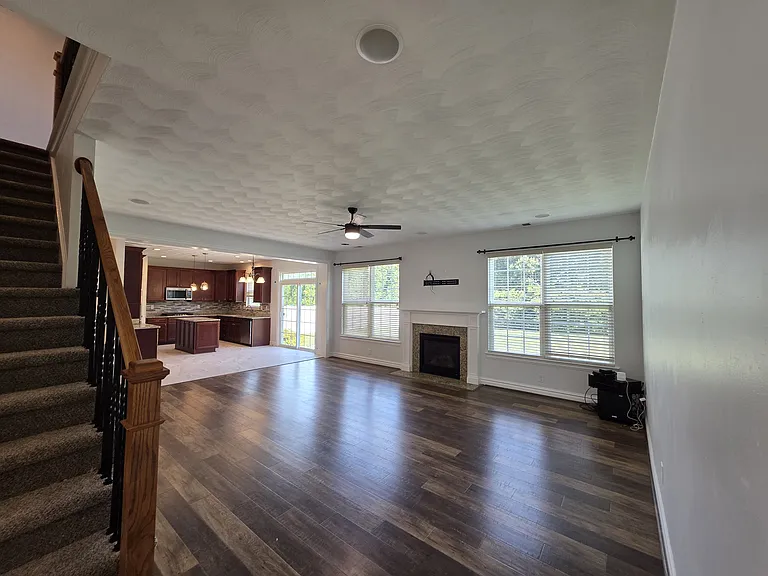95 Stonehurst Rd — Photo 4