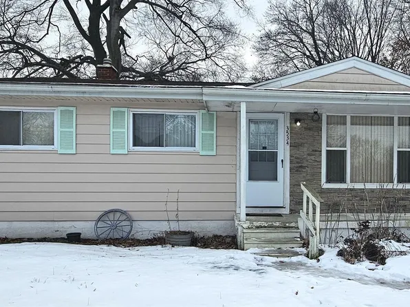 3534 Craig Dr, Flint, MI 48506