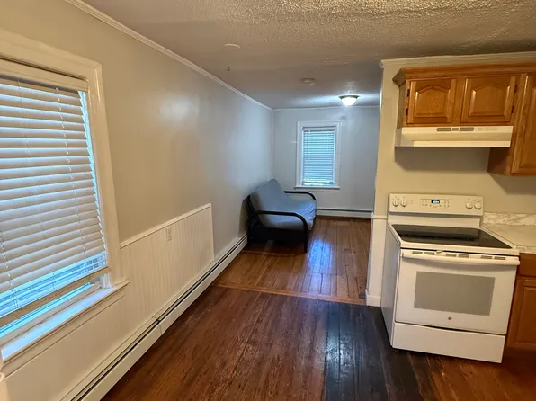 42 E Transit St #1, Providence, RI 02906