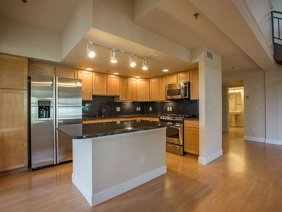 1st image of 409 Mason Ct Unit 221