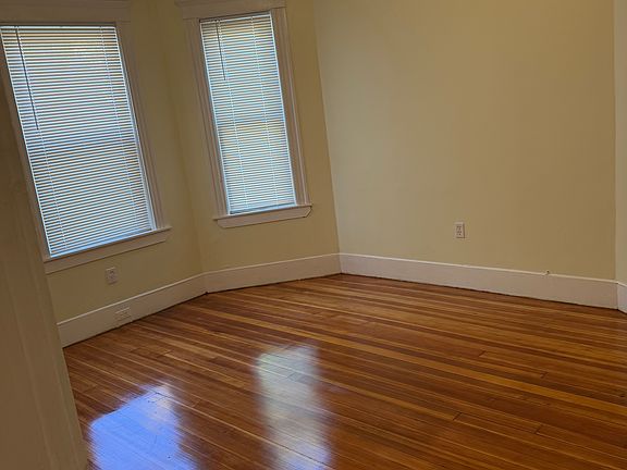 2nd image of 76 Hancock St APT 1