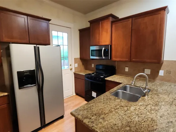 611 Franklin Blvd #B, Austin, TX 78751