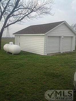 2nd image of 3261 Weatherford Hwy
