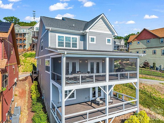 5th image of 66 Tudor Way