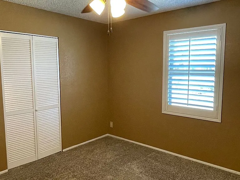 2990 Yuma Dr — Photo 23