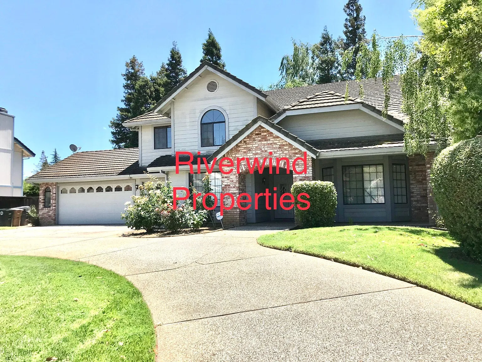 5104 Laguna Woods Dr photo 1