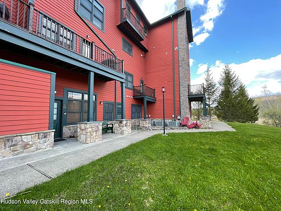 5th image of 8 Trailside Drive #B10