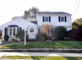 70 Fales St, Worcester, MA 01606