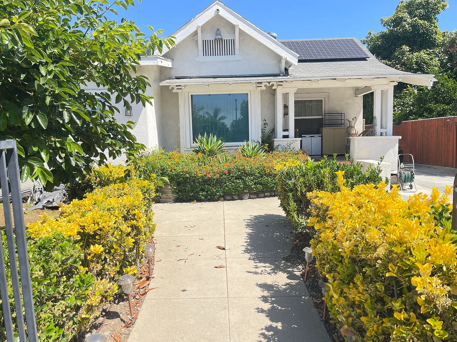 751 W Monterey Ave — Photo 1
