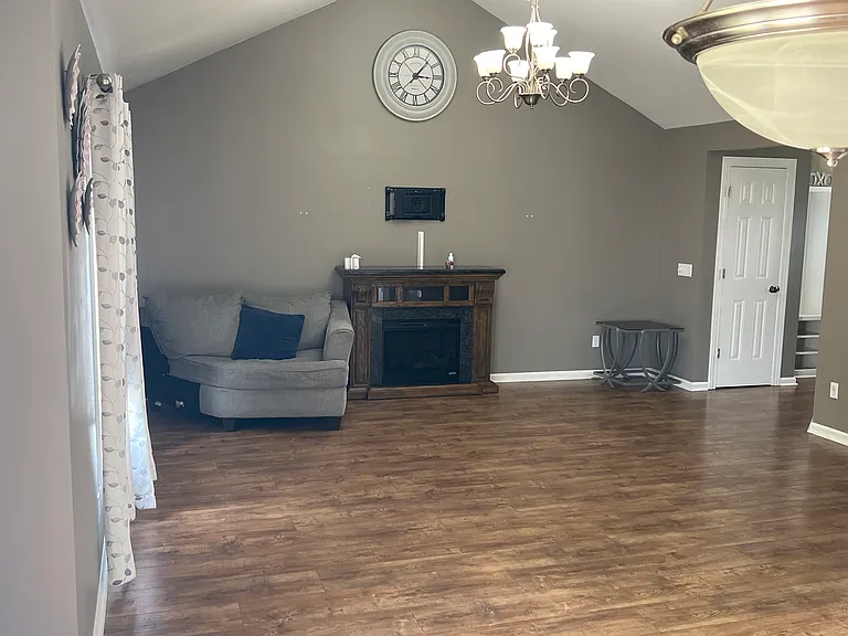 229 River Rock Pass — Photo 4