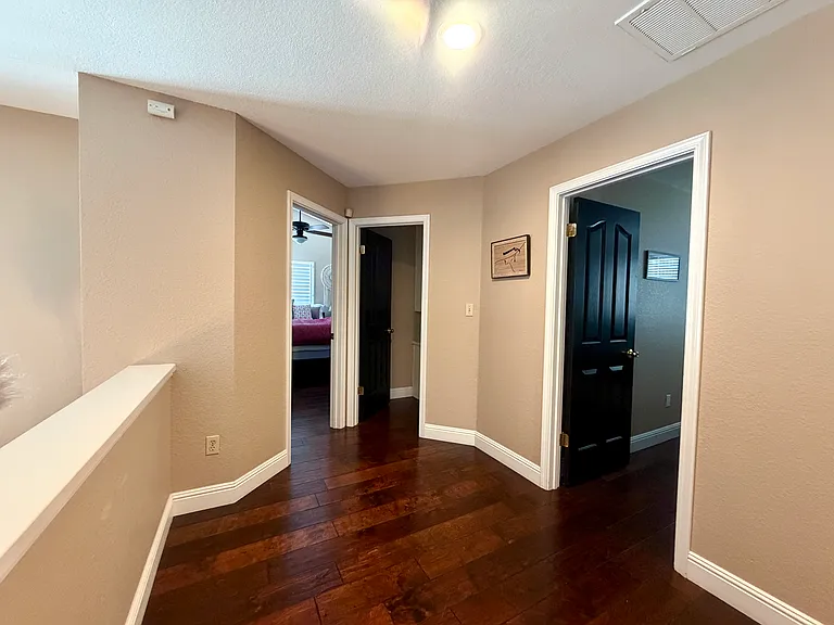 2205 Prestwick Dr — Photo 39