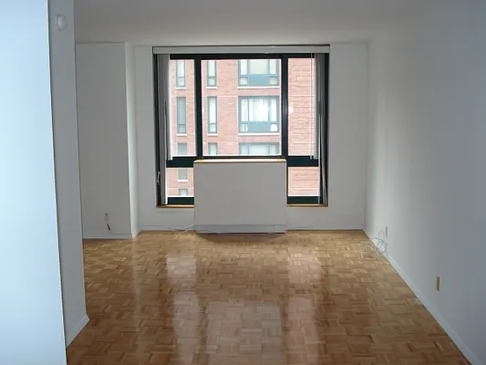 Rented by Citi Habitats | media 57