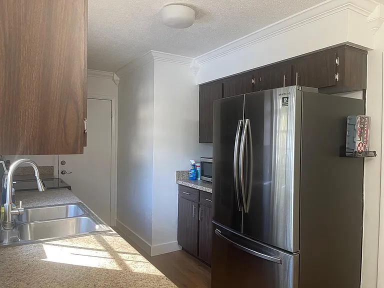 NW 47th Pl — Photo 8