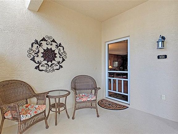 4th image of 5800 Sabal Trace Dr APT 101