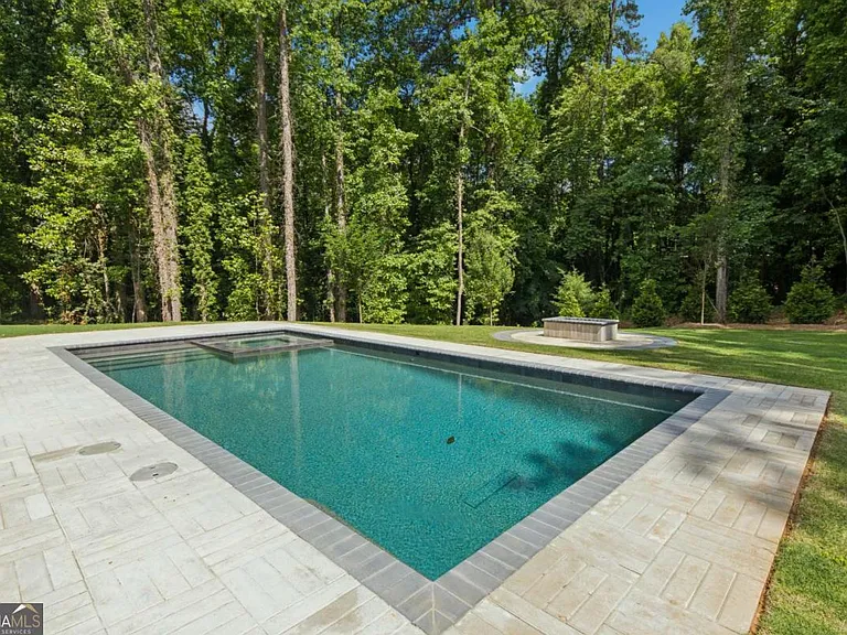 1000 Clementstone Dr NE — Photo 30