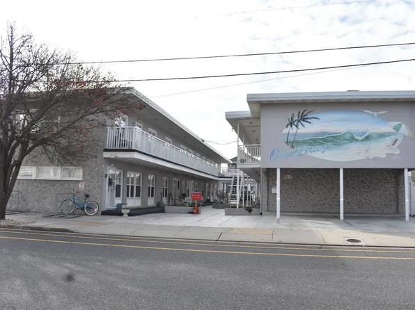 310 E Hand Ave #4, Wildwood, NJ 08260