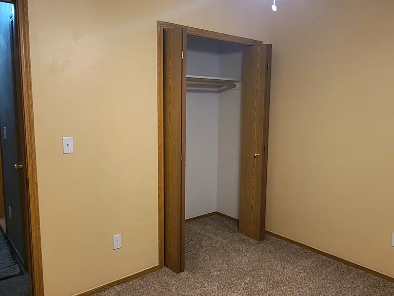 6563 W Parapet Dr — Photo 2