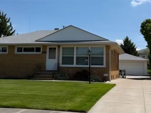 2nd image of 3417 Somia Dr