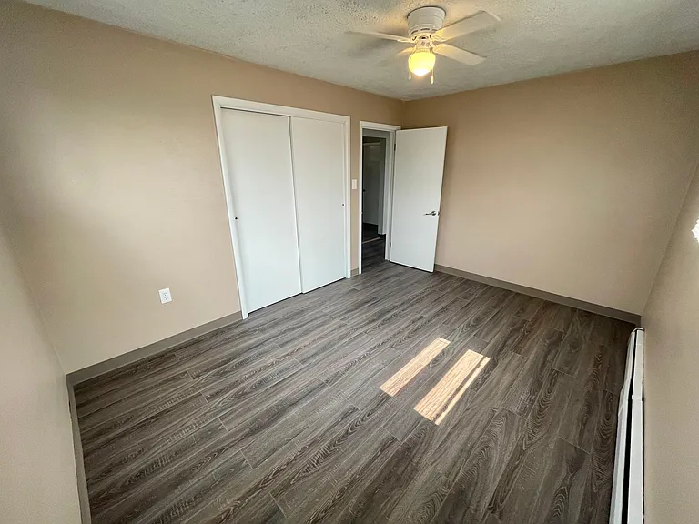 1088 Norwood St #1/2 — Photo 14