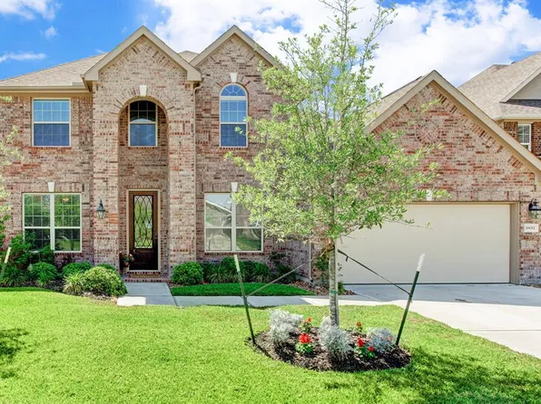 18011 Fossilwood Ln, Cypress, TX 77429