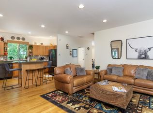 (Undisclosed Address), Black Mountain, NC 28711