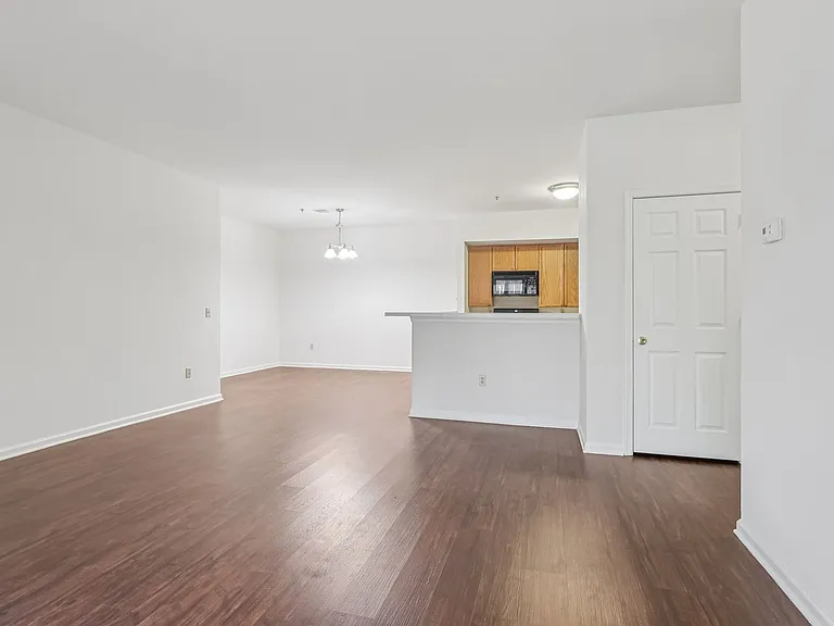 Autumn Park Apartments — Photo 38