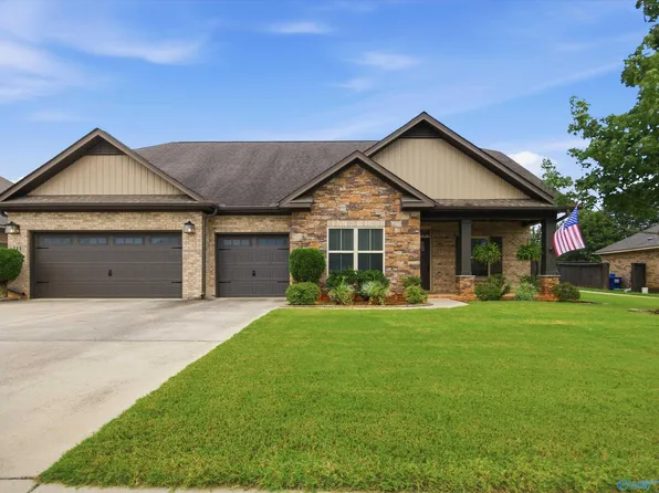 111 Duchess Dr, Madison, AL 35758