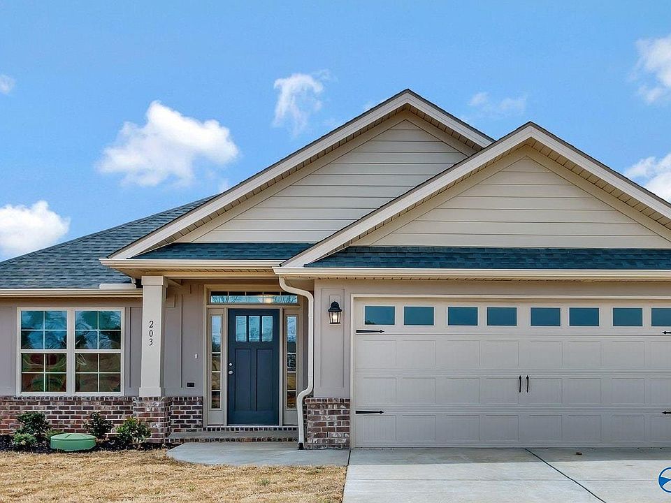 1st image of 111 Ridgeland Trl