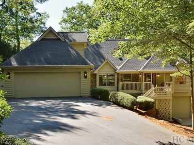 141 Rushing Spring Ln, Sapphire, NC, 28774