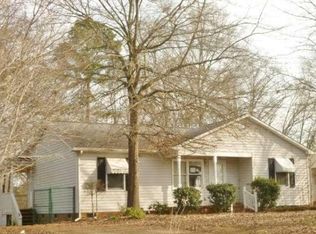 141 Loblolly Dr, Spartanburg, SC 29303