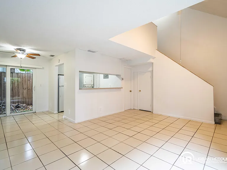 600 N Rio Vista Blvd #C — Photo 7