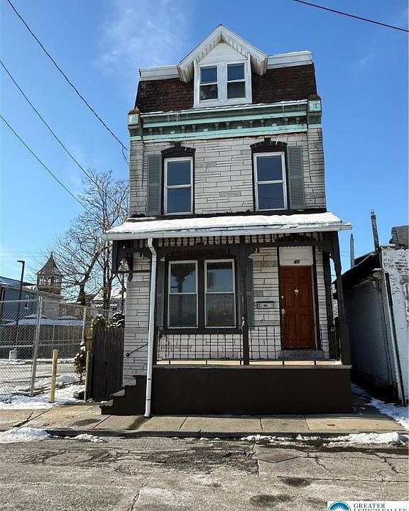 1st image of 40 N Wood St