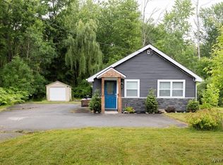 6855 Revere Dr, Derby, NY 14047