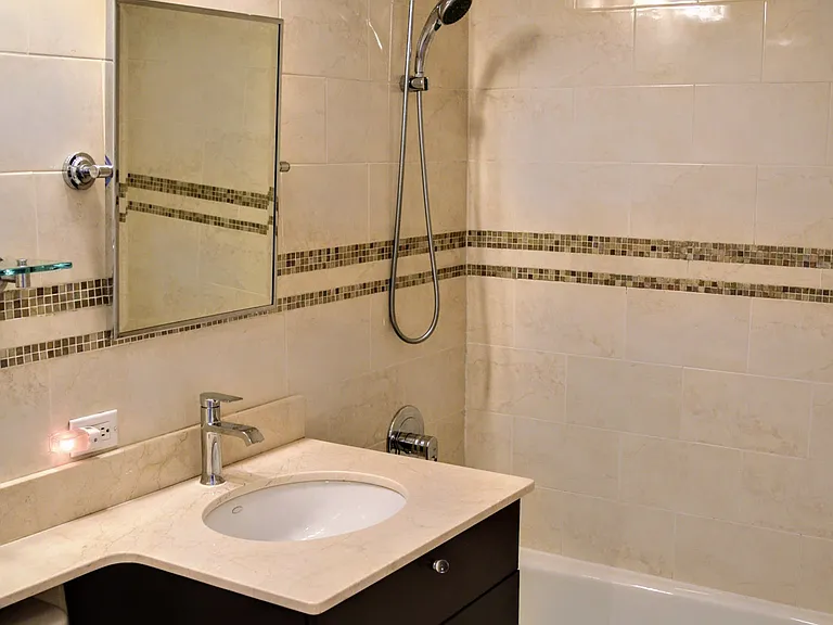 11201 Queens Blvd #21E — Photo 10