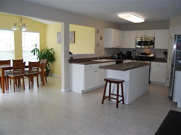 5th image of 5931 Westfield Ct
