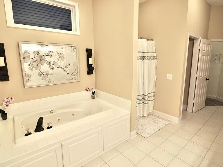 10413 Spyglass Dr — Photo 24