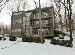 7985 Riverside Dr, Dublin, OH 43016