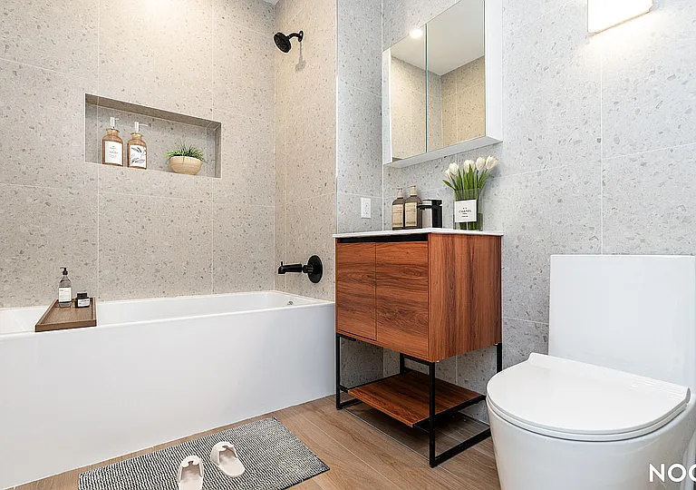 31-61 Vernon Blvd #6X — Photo 16