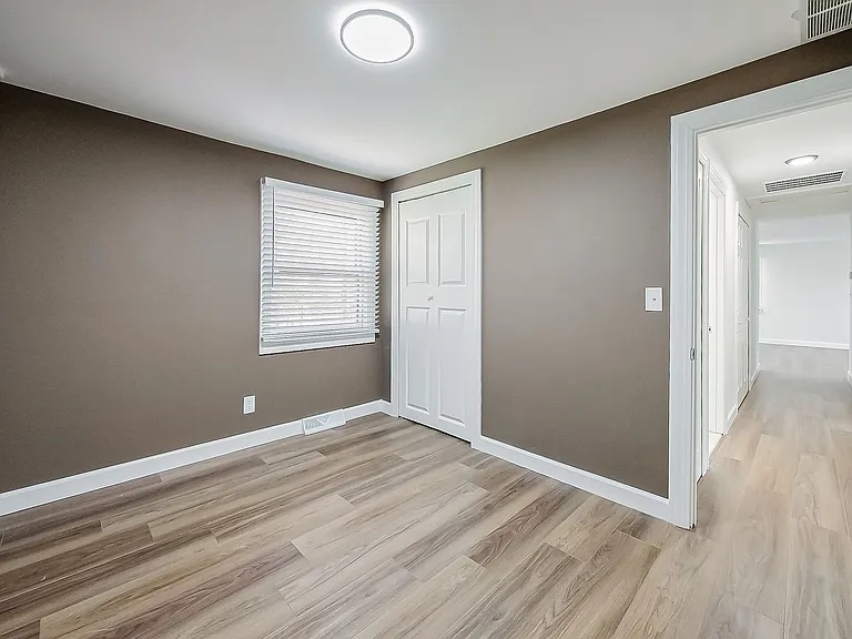 9650 Cooley Lake Rd — Photo 14