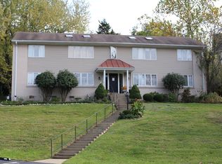 4112 Stoneview Dr APT 3, Louisville, KY 40207