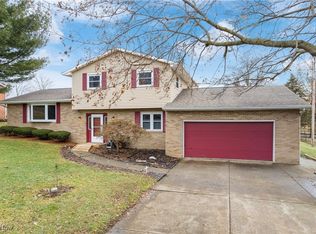 5686 Hazlett Dr NE, Magnolia, OH 44643
