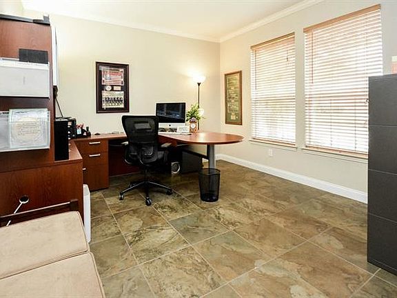 4th image of 5508 Norris Dr