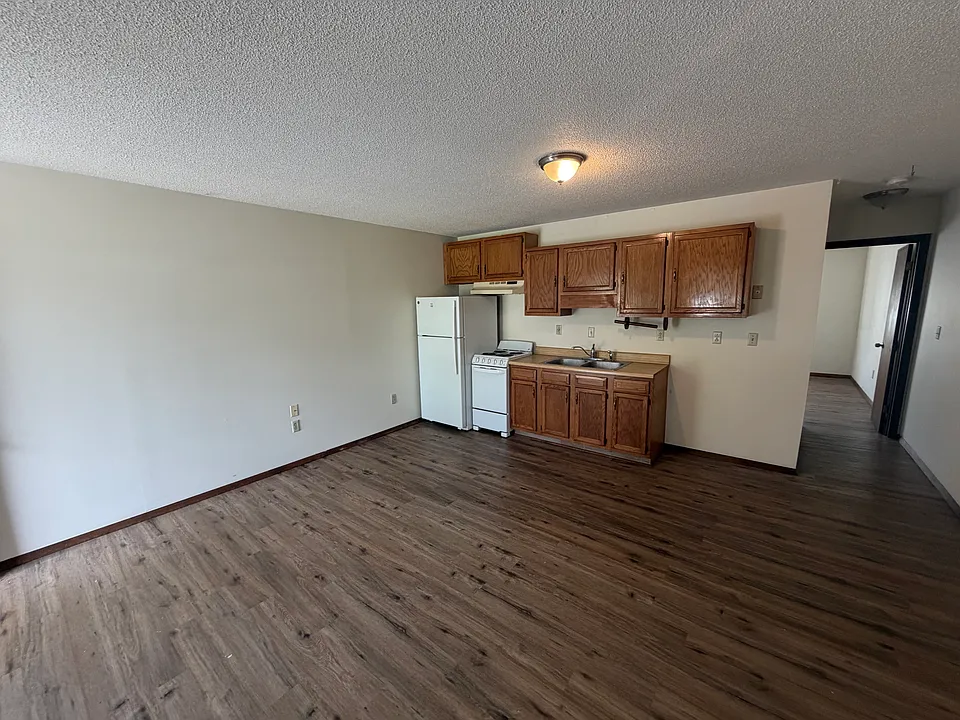 309 E 4th Ave #7